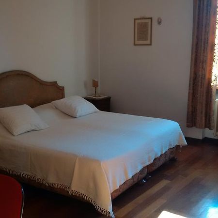 Villa Dei Pini 维洛尔巴 外观 照片